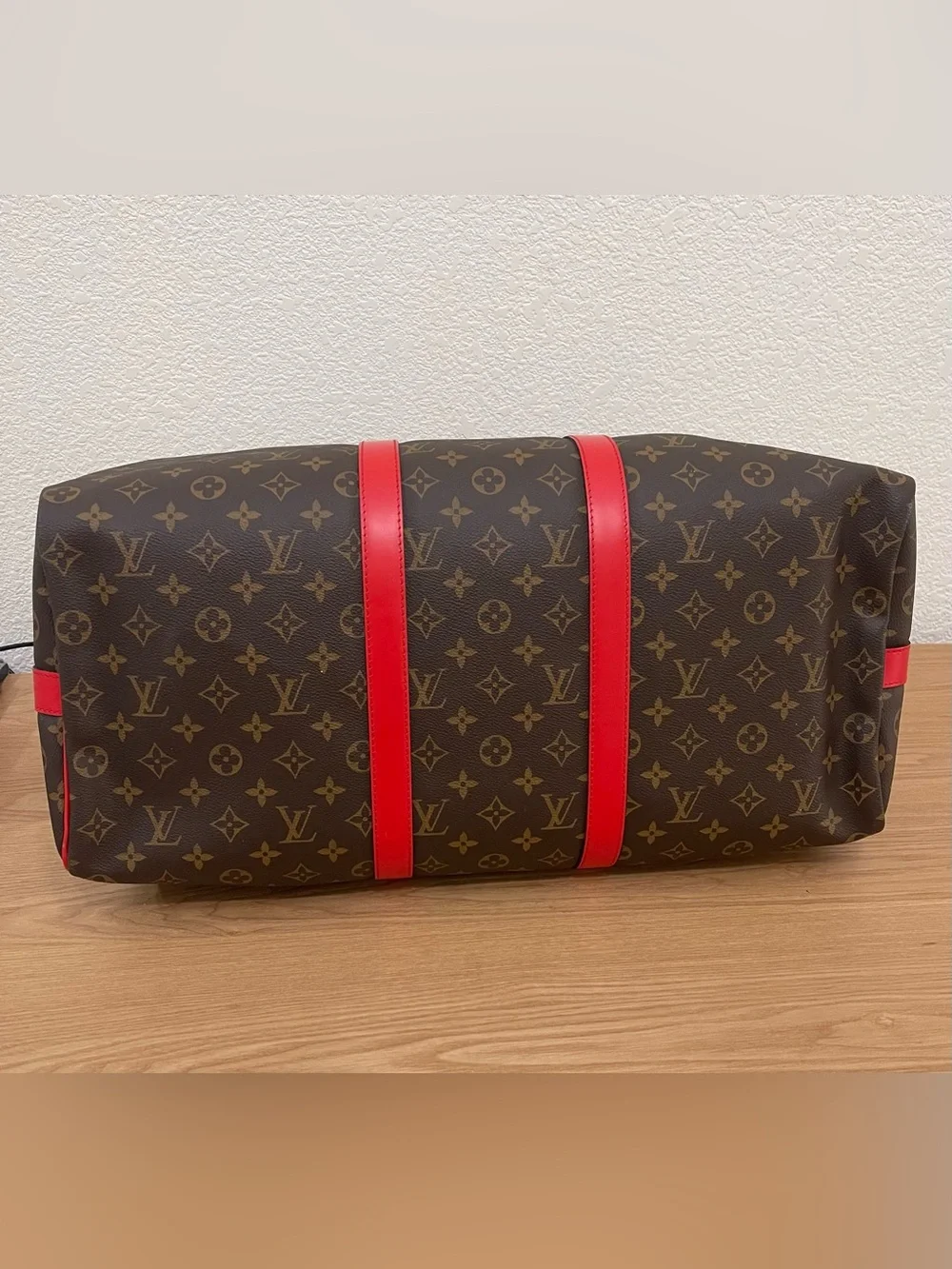 LOUIS VUITTON Keepall Bandoulière 50 Coquelicot Red Monogram Canvas Travel Bag